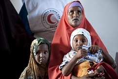 Red Cross helps reconnect families from Somalia